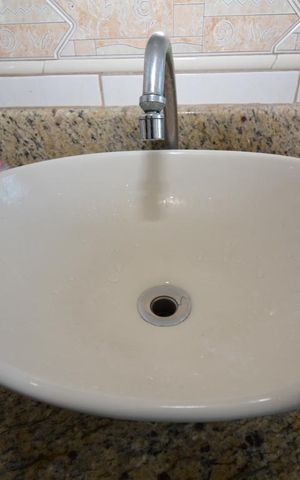 Apartamento à venda com 90m², 3 quartos e sem vagaBanheiro Social - Torneira