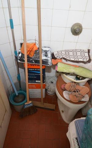 Apartamento à venda com 90m², 3 quartos e sem vagaBanheiro de Serviço
