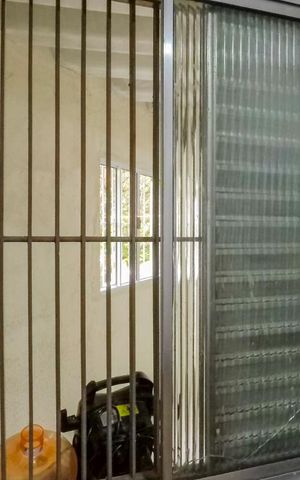 Casa à venda com 108m², 3 quartos e 3 vagasQuarto de Serviço
