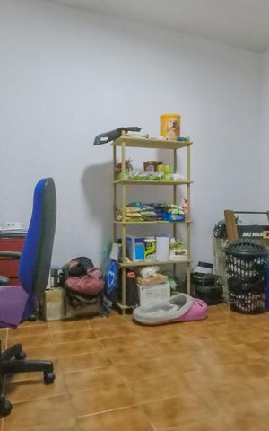 Casa à venda com 108m², 3 quartos e 3 vagasQuarto de Serviço