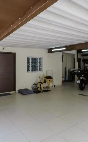 Casa à venda com 108m², 3 quartos e 3 vagasGaragem