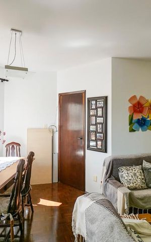 Apartamento à venda com 75m², 2 quartos e 1 vaga Apartamento à venda com 75m², 2 quartos e 1 vagaSala