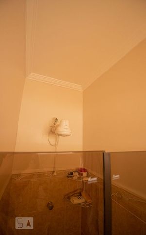 Casa à venda com 110m², 3 quartos e 3 vagas Casa à venda com 110m², 3 quartos e 3 vagasbanheiro