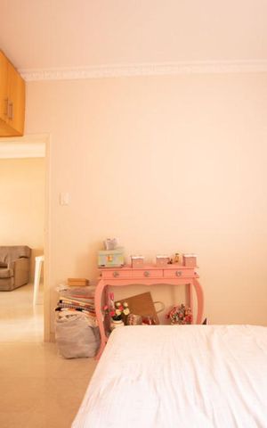 Casa à venda com 110m², 3 quartos e 3 vagas Casa à venda com 110m², 3 quartos e 3 vagassuite