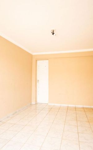 Casa à venda com 110m², 3 quartos e 3 vagas Casa à venda com 110m², 3 quartos e 3 vagasgaragem