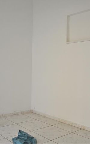 Casa de condomínio à venda com 160m², 4 quartos e 1 vagaSala