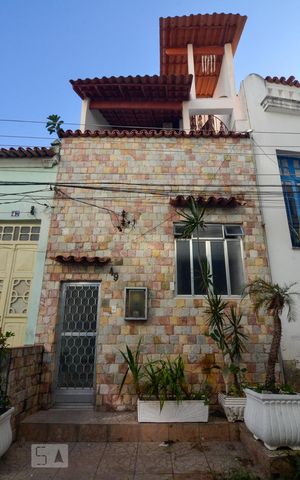 Casa à venda com 80m², 2 quartos e sem vagaFachada