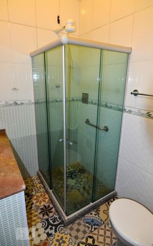 Casa à venda com 80m², 2 quartos e sem vagaBanheiro