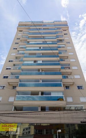 Studio para alugar com 44m², 1 quarto e 1 vagaFachada