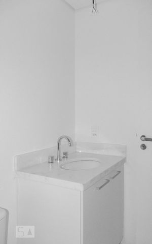 Apartamento para alugar com 63m², 2 quartos e 1 vaga Apartamento para alugar com 63m², 2 quartos e 1 vagaBanheiro da Suíte