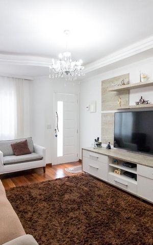 Casa para alugar com 180m², 3 quartos e 6 vagasSala