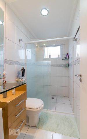 Casa para alugar com 180m², 3 quartos e 6 vagasBanheiro social