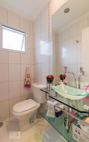 Casa para alugar com 180m², 3 quartos e 6 vagasLavabo