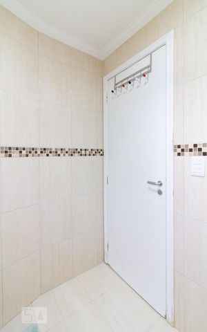 Casa para alugar com 180m², 3 quartos e 6 vagasBanheiro quarto 1 suíte