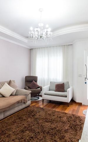 Casa para alugar com 180m², 3 quartos e 6 vagasSala