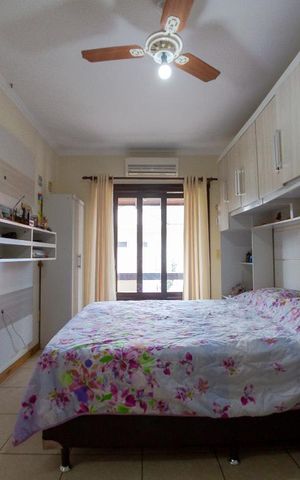 Casa de condomínio à venda com 276m², 5 quartos e 3 vagas Casa de condomínio à venda com 276m², 5 quartos e 3 vagasQuarto 2