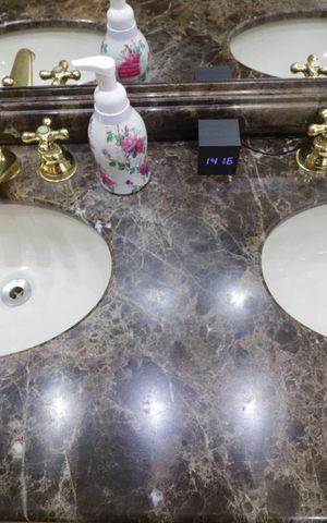 Apartamento à venda com 270m², 4 quartos e 4 vagas Apartamento à venda com 270m², 4 quartos e 4 vagasBanheiro