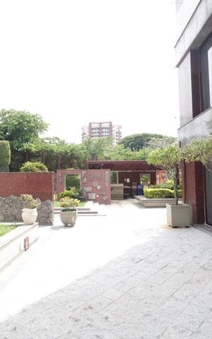 Apartamento à venda com 270m², 4 quartos e 4 vagas