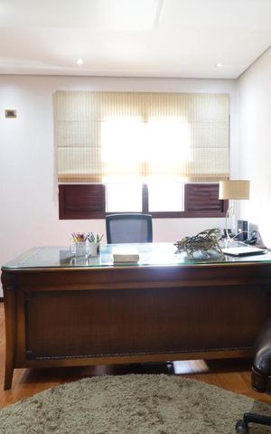 Apartamento à venda com 270m², 4 quartos e 4 vagas Apartamento à venda com 270m², 4 quartos e 4 vagasQuarto