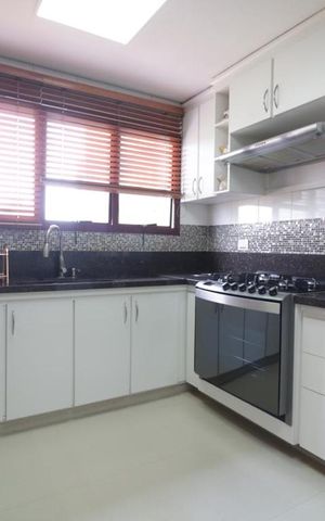 Apartamento à venda com 270m², 4 quartos e 4 vagas