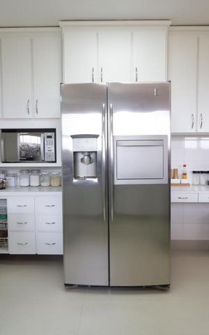 Apartamento à venda com 270m², 4 quartos e 4 vagas Apartamento à venda com 270m², 4 quartos e 4 vagasCozinha