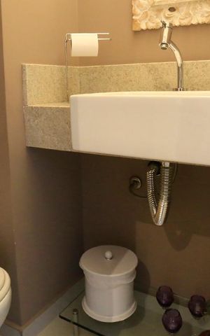 Apartamento à venda com 130m², 3 quartos e 2 vagasLavabo