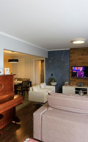 Apartamento à venda com 130m², 3 quartos e 2 vagasSala