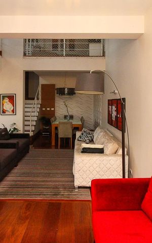 Casa à venda com 250m², 3 quartos e 3 vagasSala