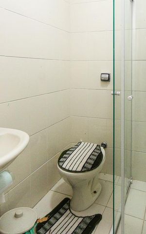 Casa à venda com 250m², 3 quartos e 3 vagasBanheiro de Serviço