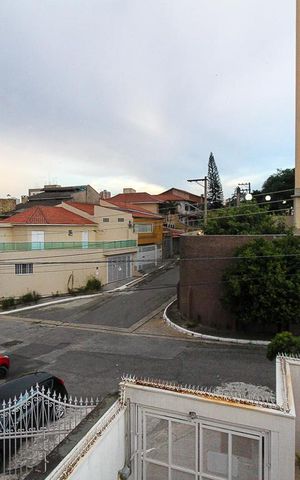 Casa à venda com 250m², 3 quartos e 3 vagasVista