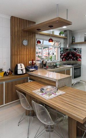 Casa à venda com 250m², 3 quartos e 3 vagasCozinha