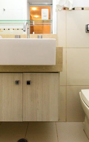 Casa à venda com 250m², 3 quartos e 3 vagasBanheiro da Suite 02