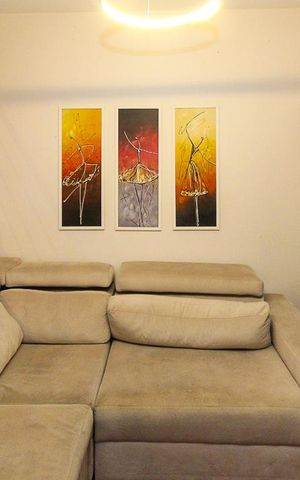 Casa à venda com 250m², 3 quartos e 3 vagasSala de TV