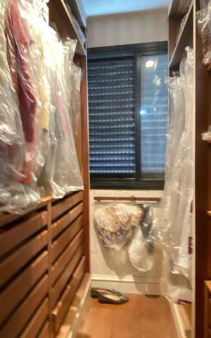 Apartamento para alugar com 470m², 3 quartos e 5 vagas Apartamento para alugar com 470m², 3 quartos e 5 vagasCloset da suíte 3
