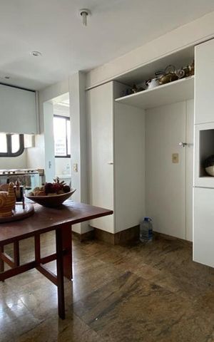 Apartamento para alugar com 470m², 3 quartos e 5 vagas Apartamento para alugar com 470m², 3 quartos e 5 vagasCozinha