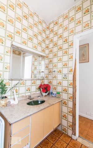 Casa à venda com 160m², 3 quartos e 2 vagasBanheiro