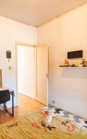 Casa à venda com 160m², 3 quartos e 2 vagasSuíte