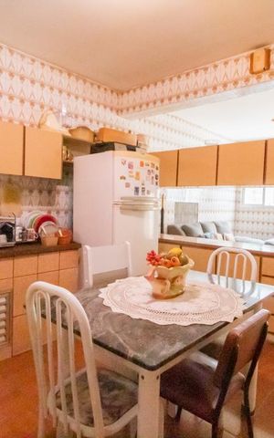 Casa à venda com 160m², 3 quartos e 2 vagasCozinha