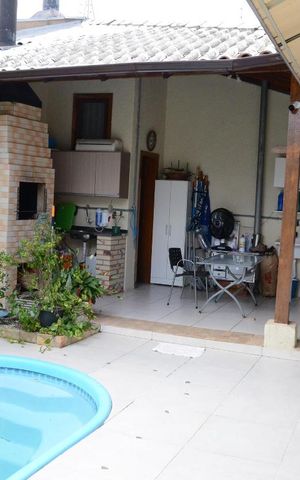 Casa à venda com 110m², 3 quartos e 2 vagasÁrea comum