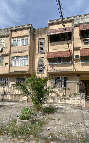 Apartamento à venda com 60m², 2 quartos e sem vaga Apartamento à venda com 60m², 2 quartos e sem vagaFachada do Prédio