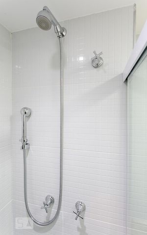 Apartamento à venda com 55m², 2 quartos e 1 vagaBanheiro da Suíte - Chuveiro