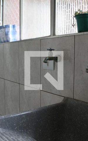 Apartamento à venda com 72m², 3 quartos e 1 vagaÁrea de Serviço