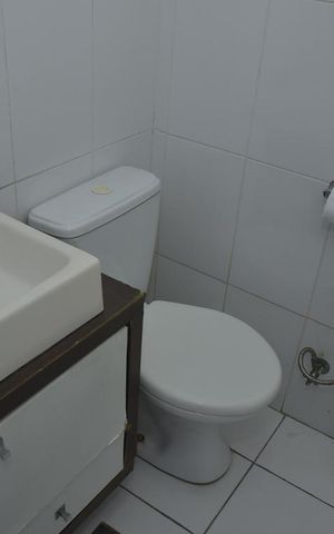 Apartamento à venda com 80m², 2 quartos e 1 vagaBanheiro1