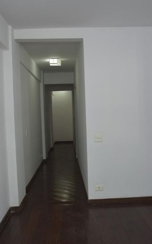 Apartamento à venda com 80m², 2 quartos e 1 vagaCorredor
