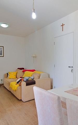 Apartamento à venda com 75m², 2 quartos e 1 vaga Apartamento à venda com 75m², 2 quartos e 1 vagaSala