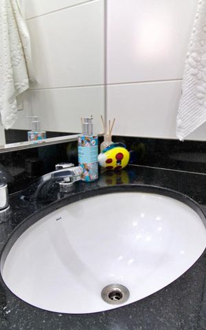 Apartamento à venda com 75m², 2 quartos e 1 vaga Apartamento à venda com 75m², 2 quartos e 1 vagaBanheiro da Suíte