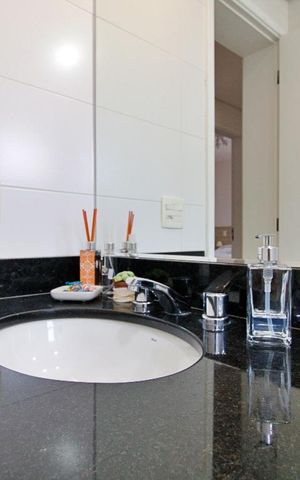 Apartamento à venda com 75m², 2 quartos e 1 vaga Apartamento à venda com 75m², 2 quartos e 1 vagaBanheiro
