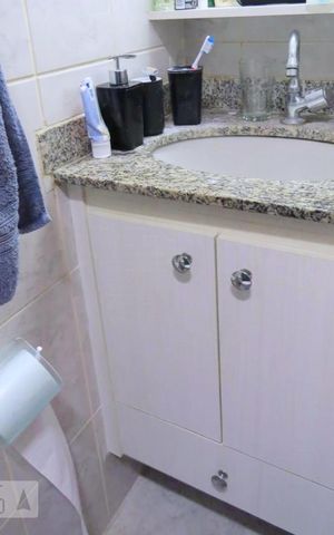 Apartamento à venda com 50m², 1 quarto e 1 vaga Apartamento à venda com 50m², 1 quarto e 1 vagaBanheiro