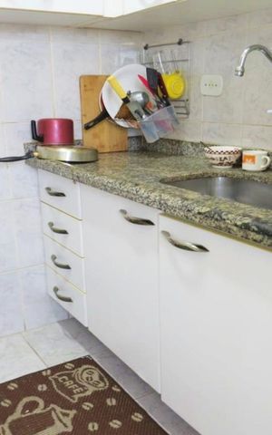 Apartamento à venda com 50m², 1 quarto e 1 vaga Apartamento à venda com 50m², 1 quarto e 1 vagaCozinha - Armários