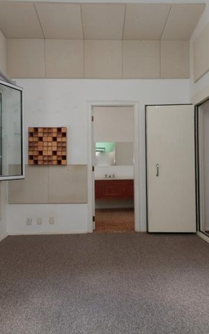 Casa à venda com 600m², 6 quartos e 6 vagas Casa à venda com 600m², 6 quartos e 6 vagasSuíte 1